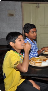 Mask Group 34, Hostel Mask Group 34