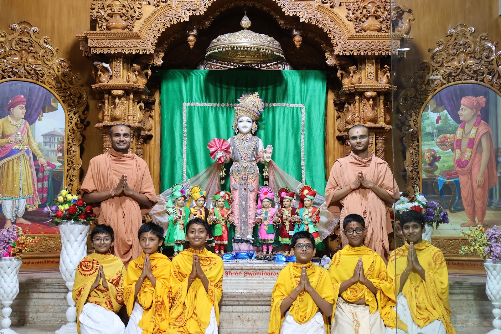 Lifetime Murti Acceptance By Gurukul Students