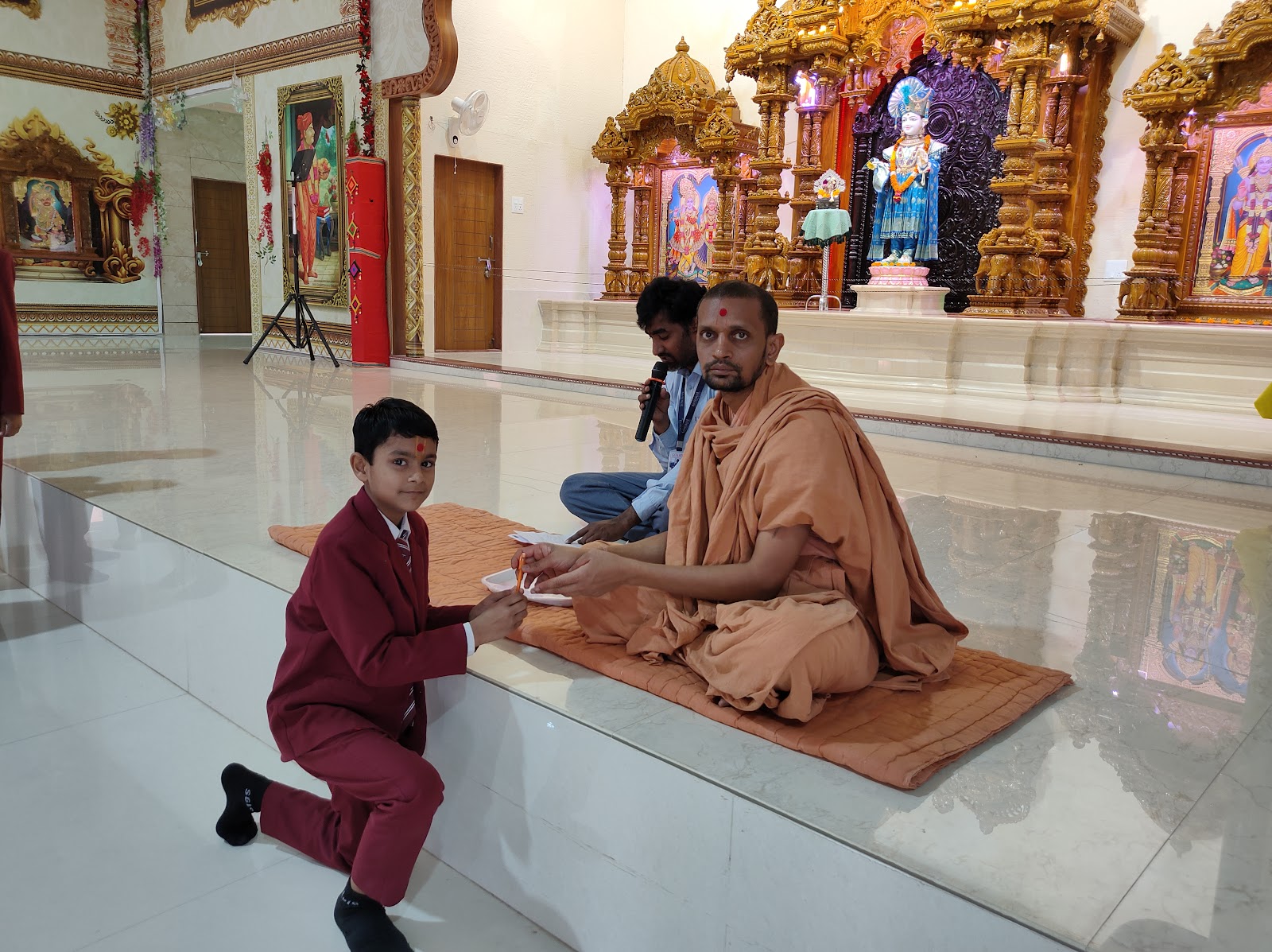 Colors of Creativity Shine Bright Prize Distribution