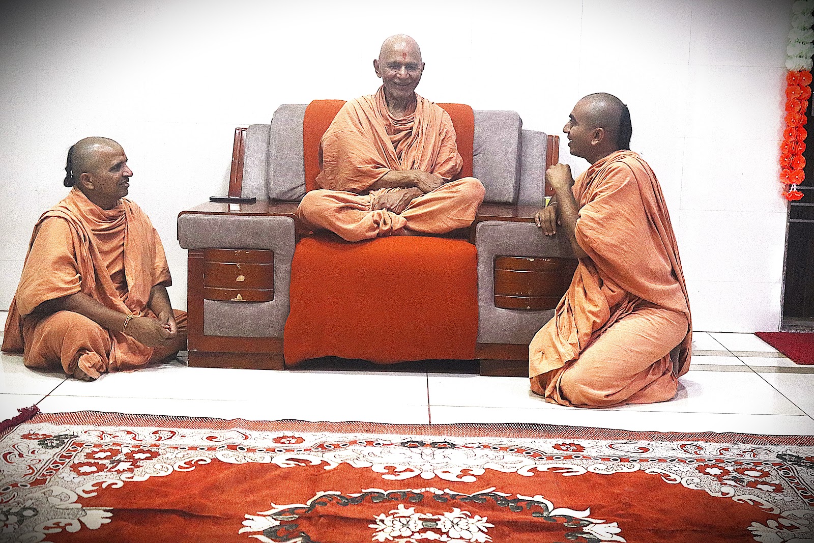 Welcoming Elder Swamiji